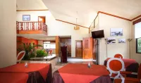 Golden Mar Hostal Hôtels à : Santa Marianita