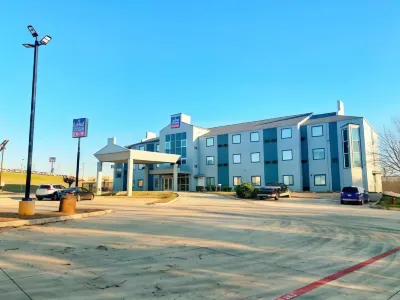 Lone Star Inn Hotels in Decatur