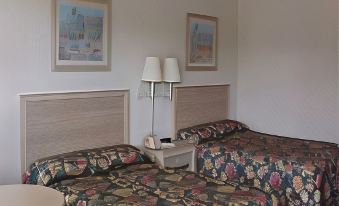 Deluxe Inn and Suites