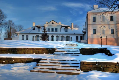 Dwór Kombornia Hotel&Spa Hôtels à : Kombornia