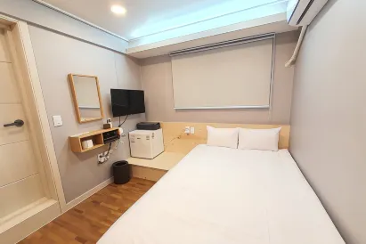Dawoo House 2 in Hongdae