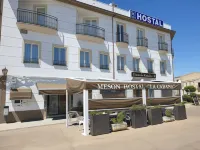 Mesón Hostal la Cabaña Hotel di Las Vegas Altas