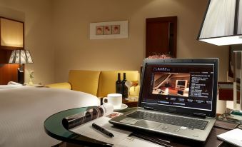 Roumei Boutique Hotel