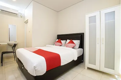 Griya Damai Syariah Yogyakarta Mitra RedDoorz Hotels in Kecamatan Ngaglik