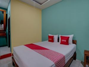 OYO 92896 Hotel Sahabat Syariah