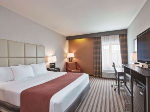 La Quinta Inn & Suites by Wyndham Harrisburg-Hershey