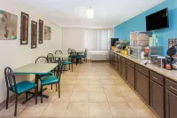 Days Inn by Wyndham Charleston Hotels in Lafayette Township