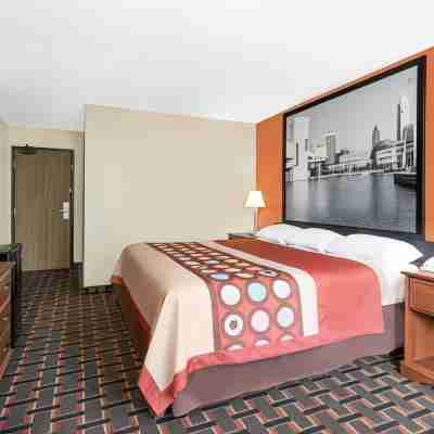 Super 8 by Wyndham Kent/Akron Area Rooms