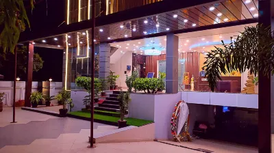 Hotel Aradhna Inn Hotels near Cloud 9 Park