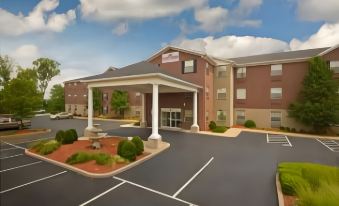 Hawthorn Suites by Wyndham Cincinnati/Sharonville