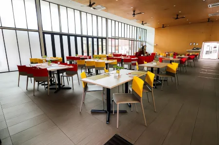 Lakeview Terrace Resort Pengerang