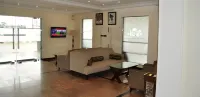 De Brass Suites Hotel Hotels in Okaka