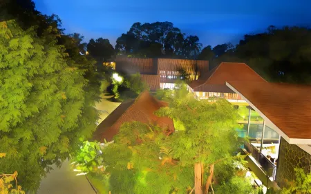 Amanuba Hotel & Resort Rancamaya