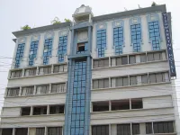 Vishwaratna Hotel Hotels in 