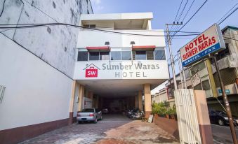 Hotel Sumber Waras