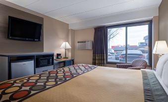 Super 8 by Wyndham Owatonna