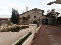 Logis Hôtel Restaurant la Vieille Ferme, Mâcon Nord Hotels in 
