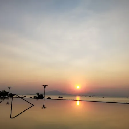 Aihai Mianguangli | Floating - All-Sea-View Light Residence (Hui Dong Xunliao Bay Sea World Store)