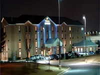 Holiday Inn Express & Suites I-95 Capitol Beltway-Largo Hotels in Lake Arbor