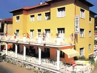 Hotel Dora Các khách sạn ở Levanto