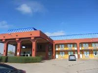 Days Inn by Wyndham Midland Hotels in Midland