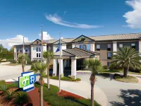 Holiday Inn Express & Suites New Orleans Airport South