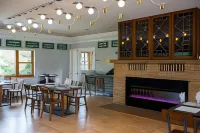 Skylaranna Resort & Spa Hotels in Hendersonville