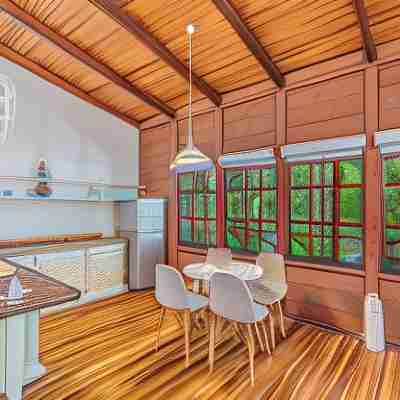 Hotel Guiones Dining/Meeting Rooms