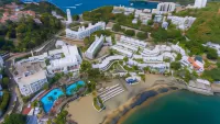 Las Hadas by Brisas Hotel a 