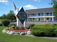 Fontana Village Inn Hotels in Delavan Lake