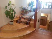 Aprel Hotel