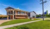 River Motel Các khách sạn ở Queanbeyan