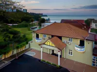 Gaia Hotel Hotels near Market & Food Complex Tanjung Bungah