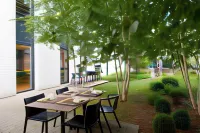 Aparthotel Adagio Lyon Patio Confluence Hotels in Sainte-Foy-lès-Lyon