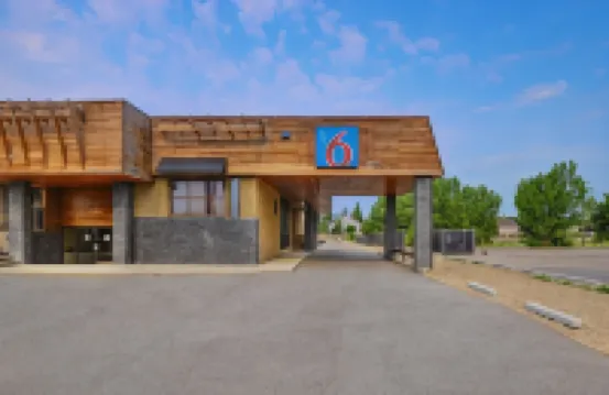 亞伯達布魯克斯 6 號汽車旅館酒店