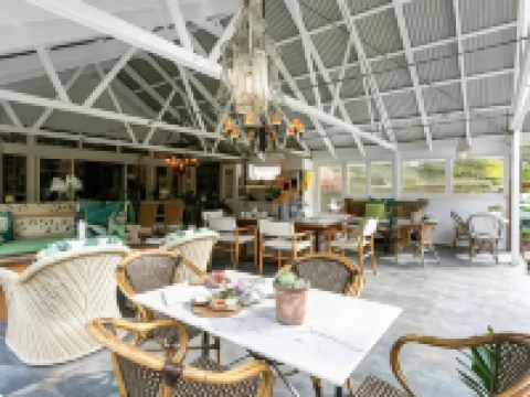 Noosa Valley Manor B&B Hotels in Doonan