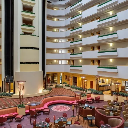 Radisson Hotel Cedar Rapids