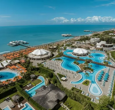 Kaya Palazzo Golf Resort Отели рядом с достопримечательностью «Forsamall Shopping Centre»