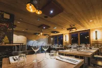 Hotel Base Camp Lodge - les 2 Alpes Hotels in Isere