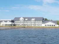 Lakeside Resort & Conference Center Hotels in Roscommon County