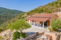 Villa Fiori Con Piscina by Wonderful Italy