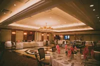 Norwalk Inn & Conference Center - breakfast