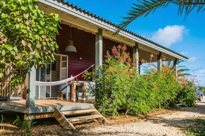 Red Palm Village Các khách sạn gần Invisibles (51)