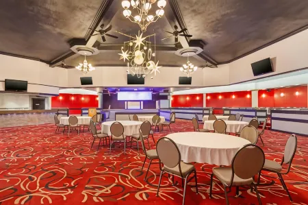 Best Western Plus Mirage Hotel  Resort