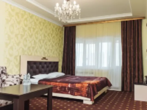 Kristall Palas Hotel โรงแรมในตเวียร์