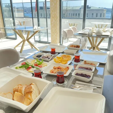 Elite World Homes Istanbul Bosphorus Отели рядом с достопримечательностью «Площадь Бешикташ»