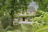 The Vines Hotel Hotels in Lechlade