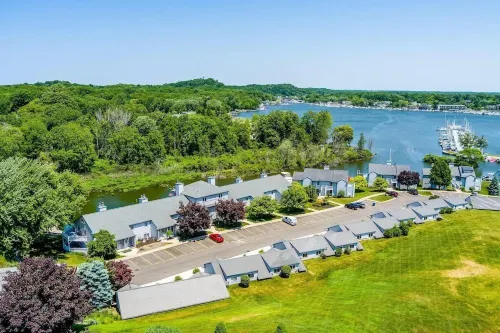 Open Layout Townhome Near All the Fun