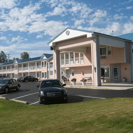 Great Lakes Inn Mackinaw City Hotels in Cheboygan County