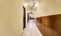Hotel the Diamond 2 Min from Zirakpur Bus Stand